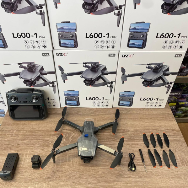 Коптер L600-2 PRO MAX с 4K камерой для съемки а пульте управления с экраном, 4500 м, 30 мин. Коптер L600-2 PRO MAX с 4K камерой для съемки а пульте управления с экраном, 4500 м, 30 мин.