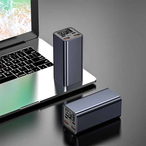 Мощный Повербанк Power Bank 18000 mAh 65W PD зарядка ноутбуков через Type-C с быстрой зарядкой Мощный Повербанк Power Bank 18000 mAh 65W PD зарядка ноутбуков через Type-C с быстрой зарядкой
