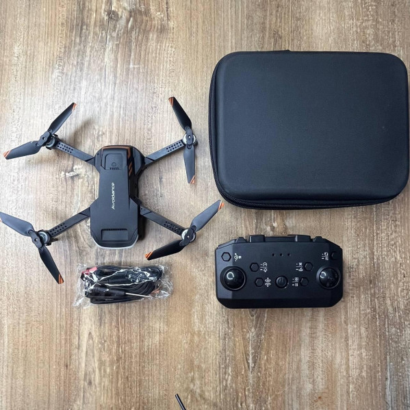 Квадрокоптер с 4K камерой Drone K101 Max Коптер - дрон FPV, до 30 мин дальность до 150 м. (2 аккумулятора)