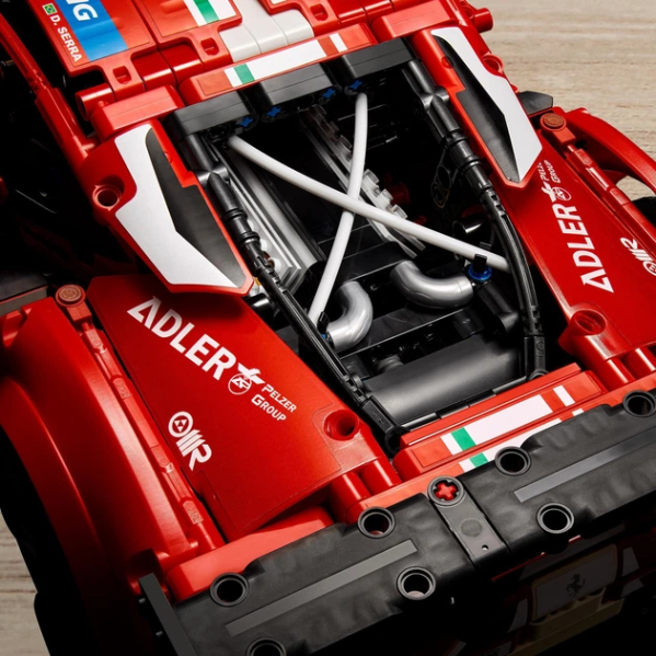 Конструктор Ferrari 488 1677 деталей в стиле LEGO Technic, спортивный автомобиль, модель суперкара, большой конструктор