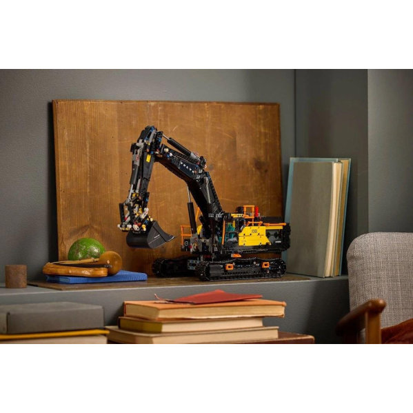 Конструктор Technic Volvo EC500 Hybrid 2359 деталей в стиле LEGO, гусеничный экскаватор, строительная техника
