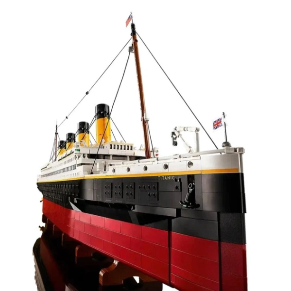 Конструктор Titanic 10294 на 9090 деталей, круизный лайнер Титаник 135 см, коллекционная модель корабля для взрослых 18+