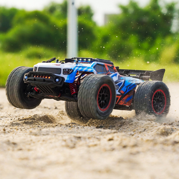Радиоуправляемая машинка SG316 PRO 4WD RC внедорожник на пульте до 40 км/ч 2 АКБ
