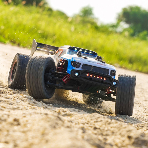 Радиоуправляемая машинка SG316 PRO 4WD RC внедорожник на пульте до 40 км/ч 2 АКБ